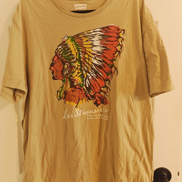 Levi's Other - Levi's Tan Graphic T-Shirt for Men